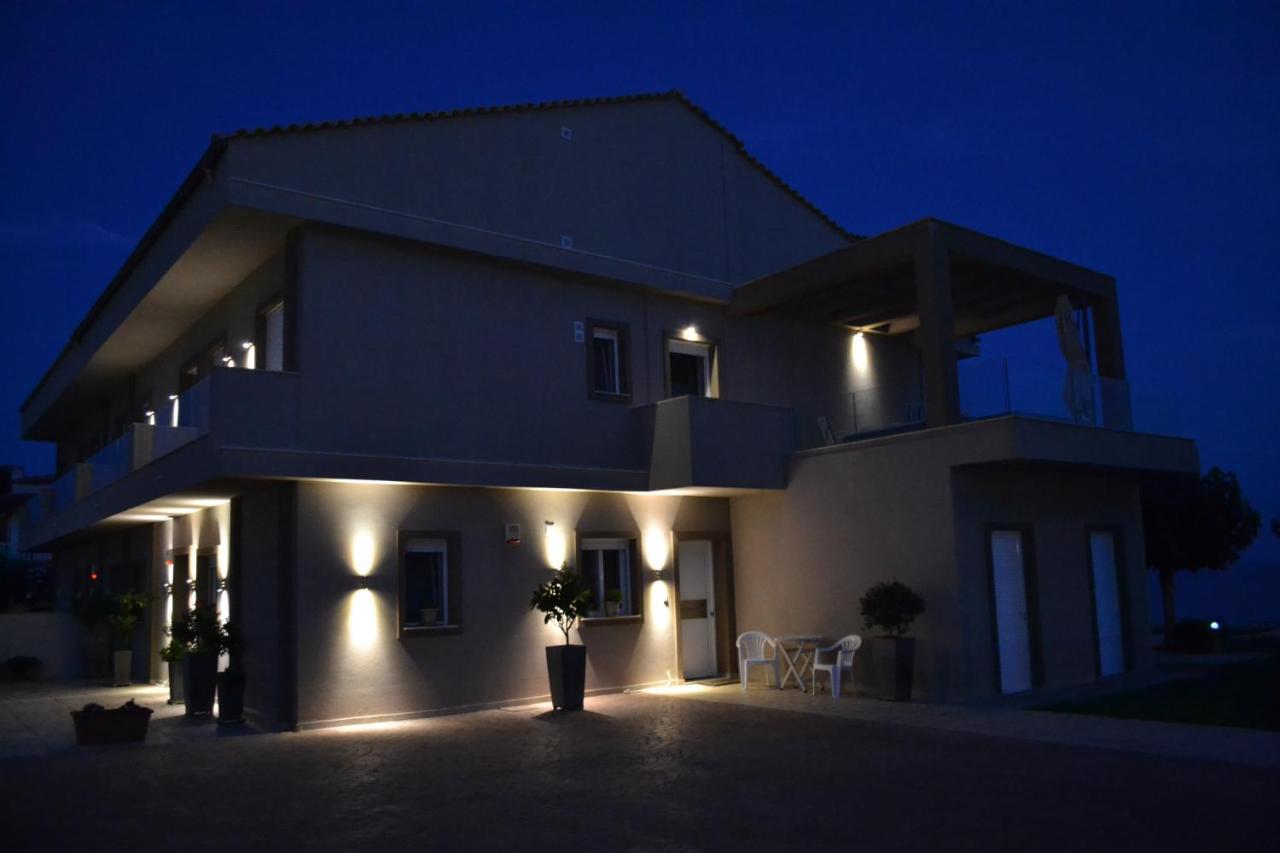 Aquarius House Villa Agios Georgios  Bagian luar foto
