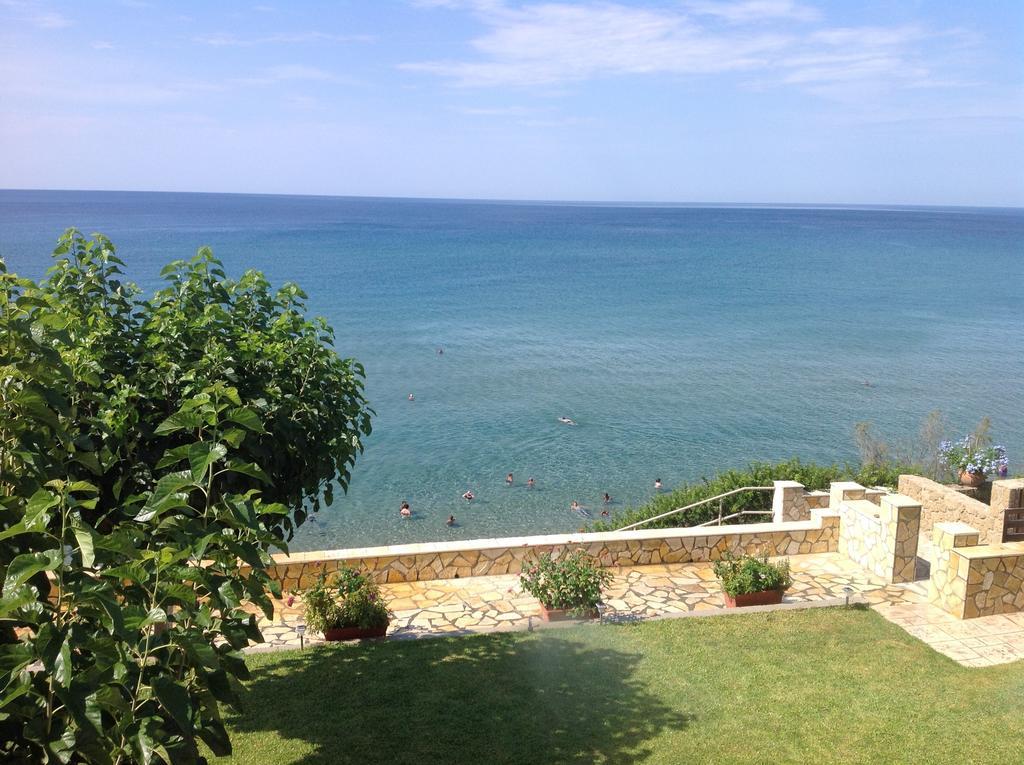 Aquarius House Villa Agios Georgios  Bagian luar foto